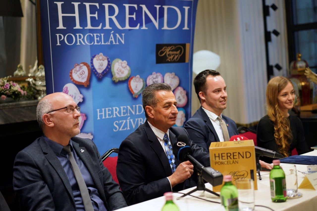200 years of Anna Ball – the Anna Ball in Balatonfüred is unimaginable without Herend hearts